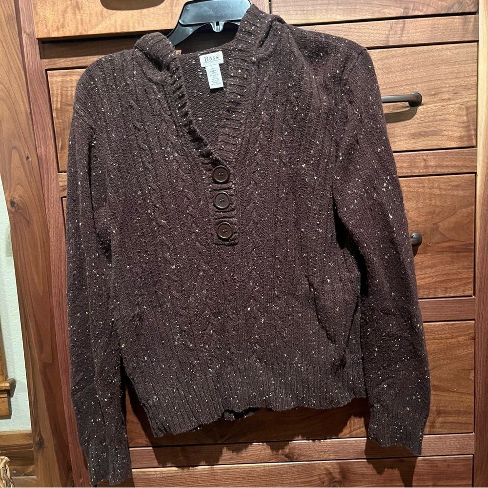 G.H BASS & CO. Brown hoodie sweater